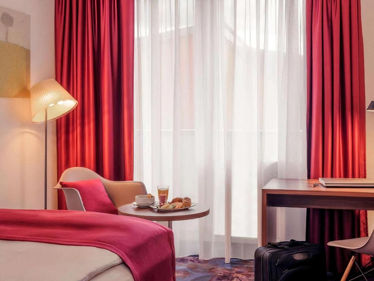 Plaza Hotel 4*